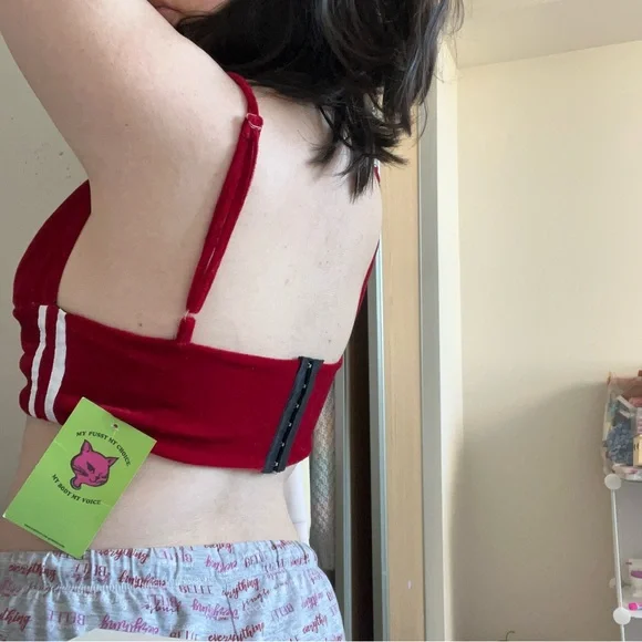 Red O-MIGHTY Top - Picture 6 of 11